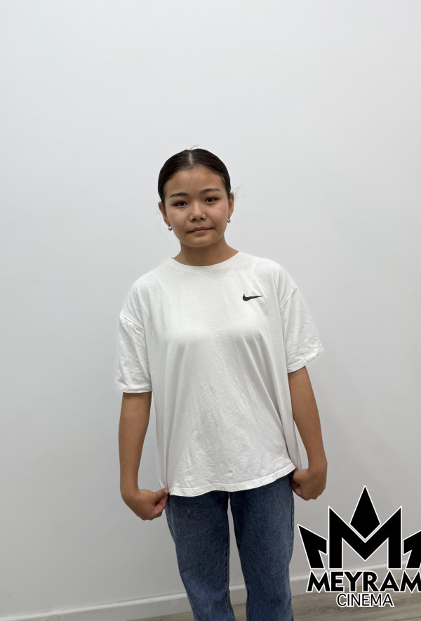 Мерей Есенгелді