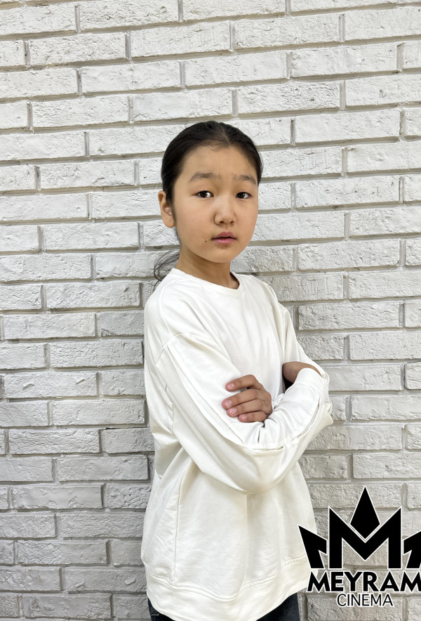 Айша Исадина