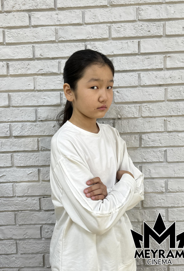 Айша Исадина