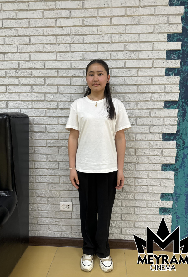 Айару Әбуханова