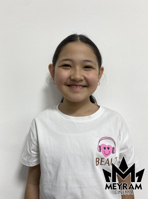 Айша Искакова