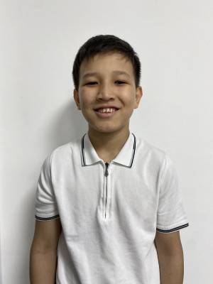 Даниял Бахром