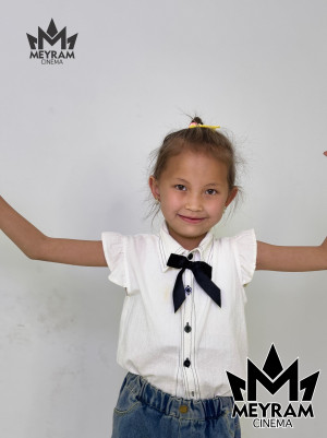 Көркем Елші