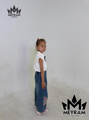 Көркем Елші