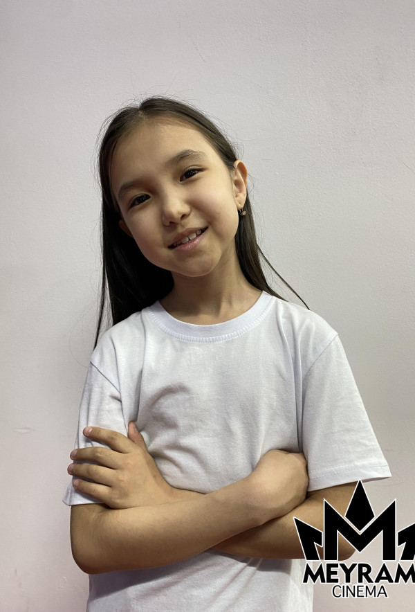 Әмина Кадирбек