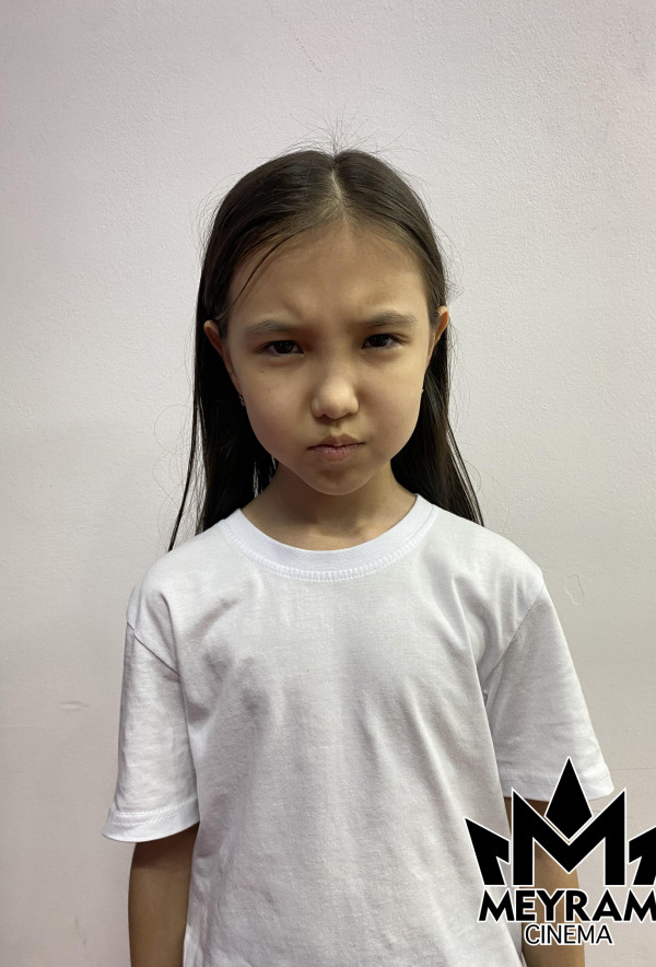 Әмина Кадирбек