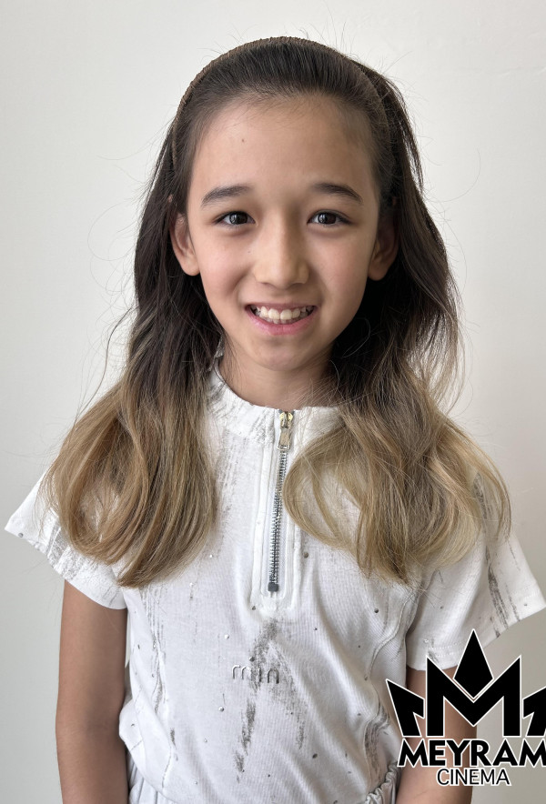 Аяна Атажан