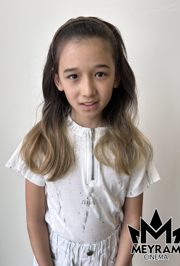 Аяна Атажан