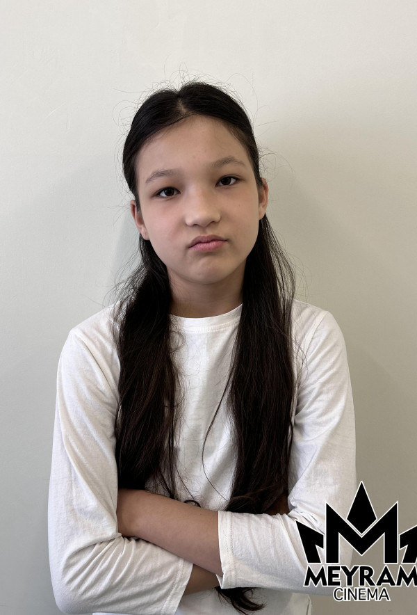 Жібек Икматбек