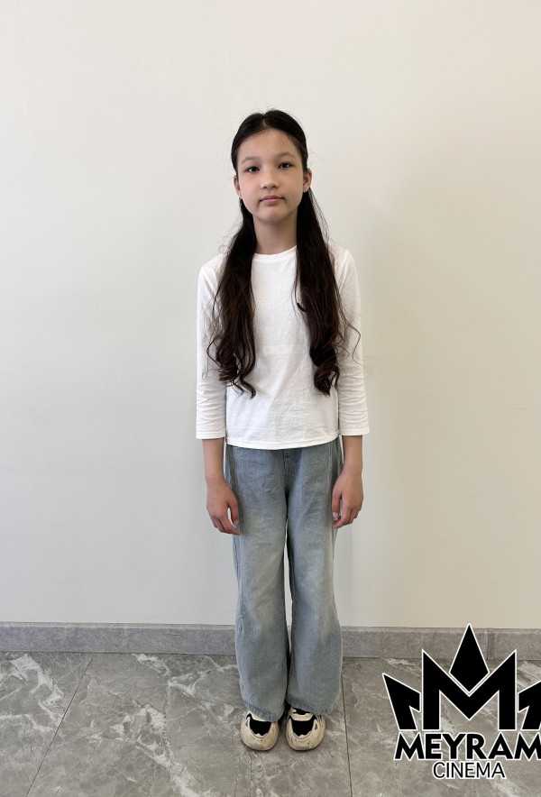 Жібек Икматбек