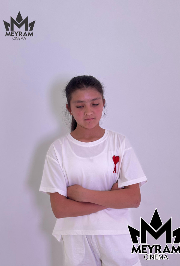 Назмина Ахмадтанова