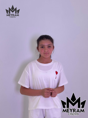 Назмина Ахмадтанова