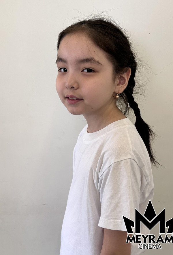 Жансая Момбек