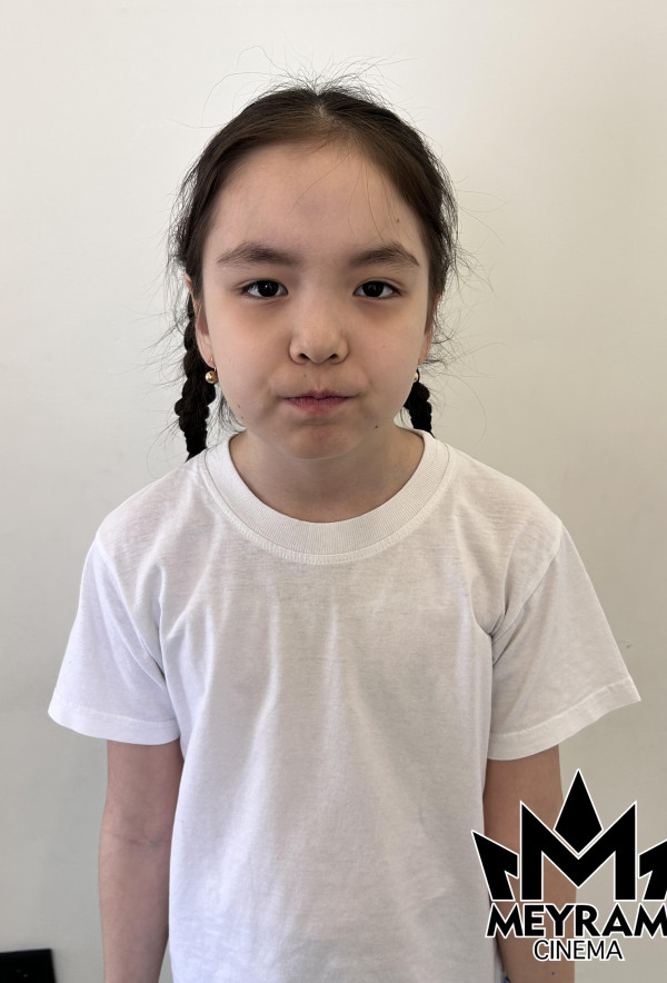 Жансая Момбек