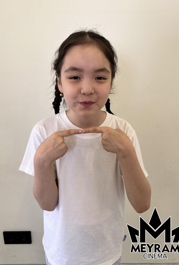 Жансая Момбек