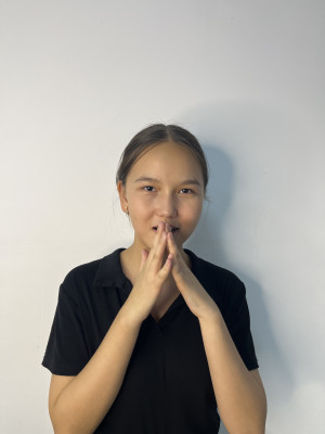 Аянат Султанова