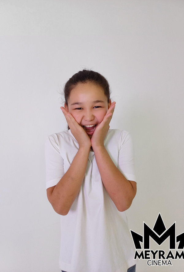 Асылайым Әділхан