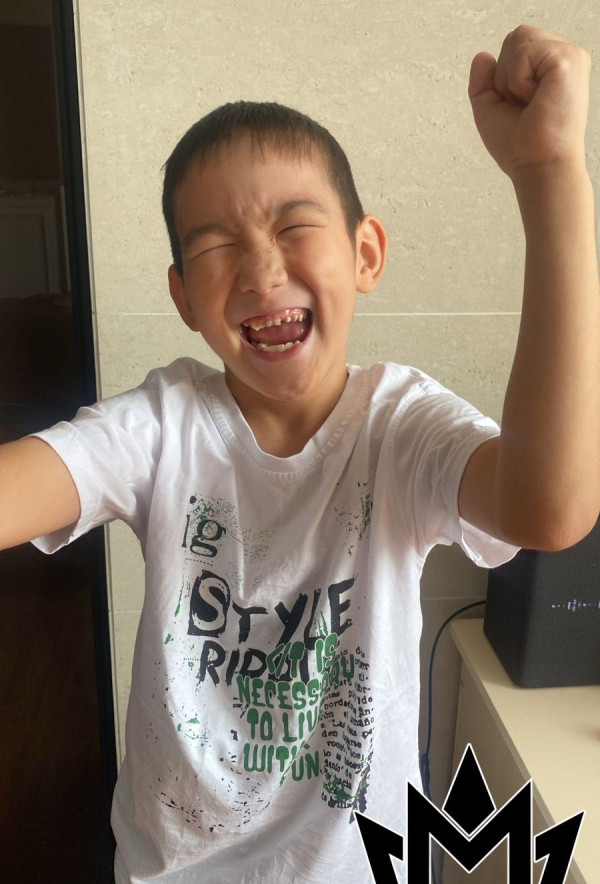 Медет Сержан