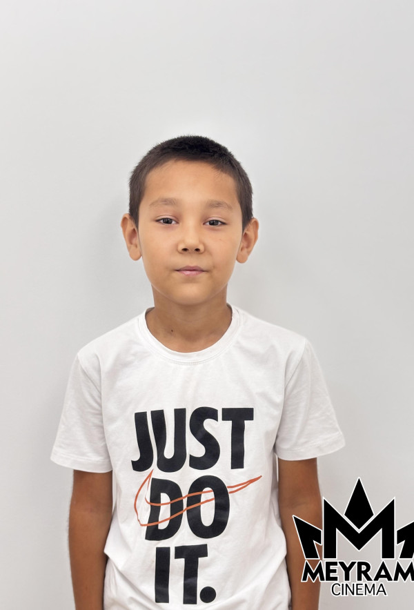 Алмаз Жуманияз