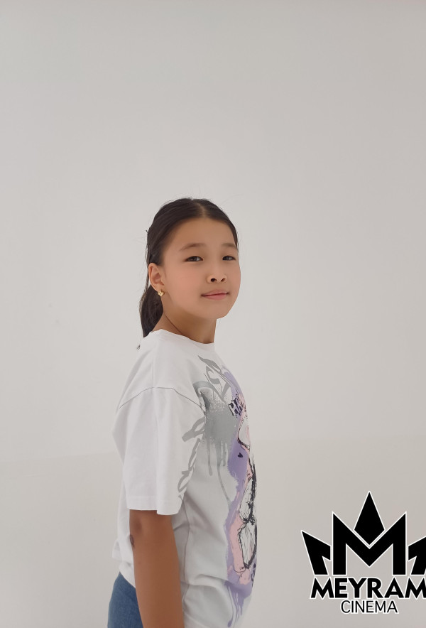 Көркем Нұрайдар