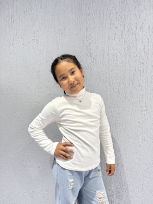 Айару Наурузбай