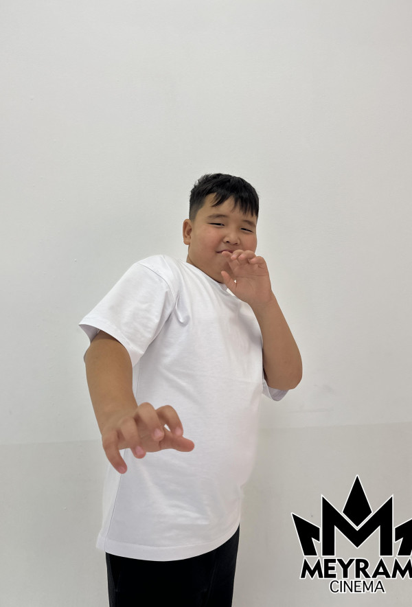 Аян Таушанбаев