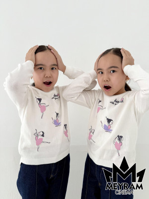 Адина Алина Аязбаева