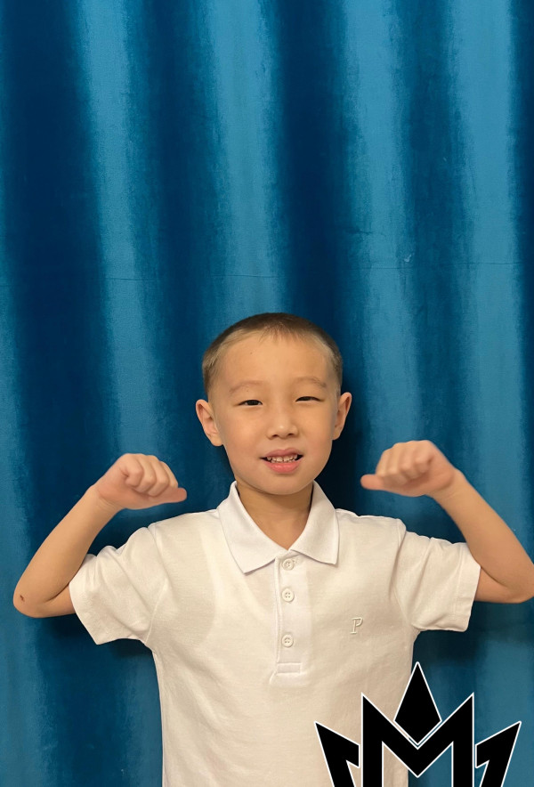 Санжар Жанат