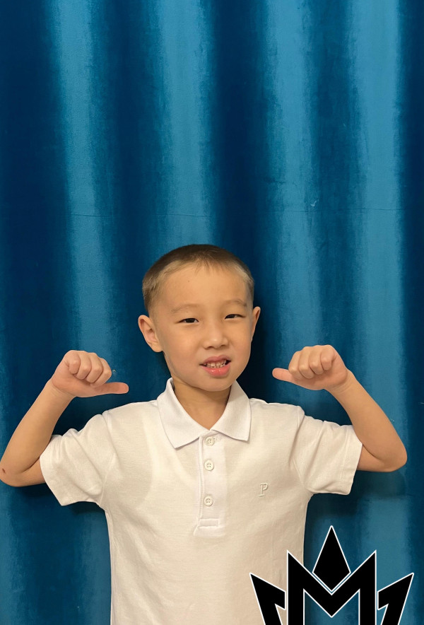 Санжар Жанат