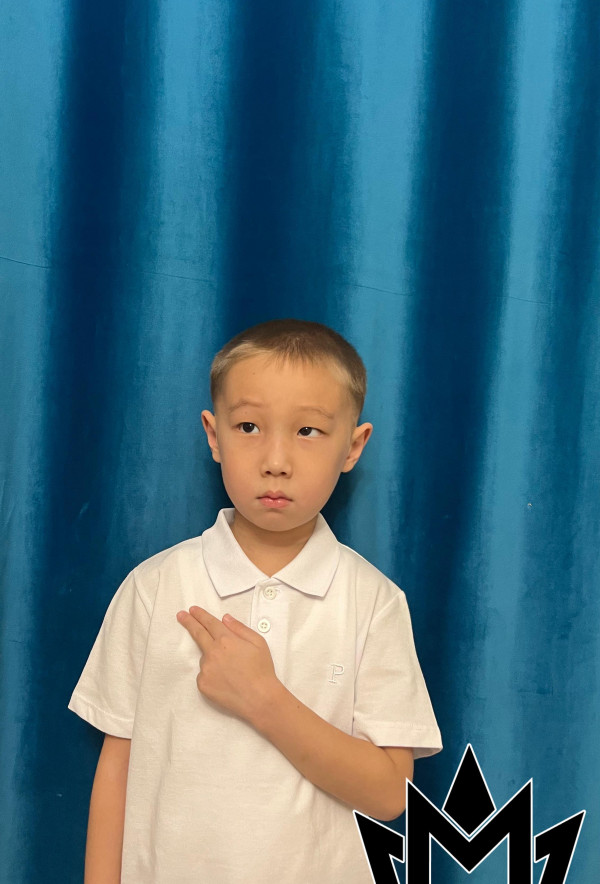 Санжар Жанат